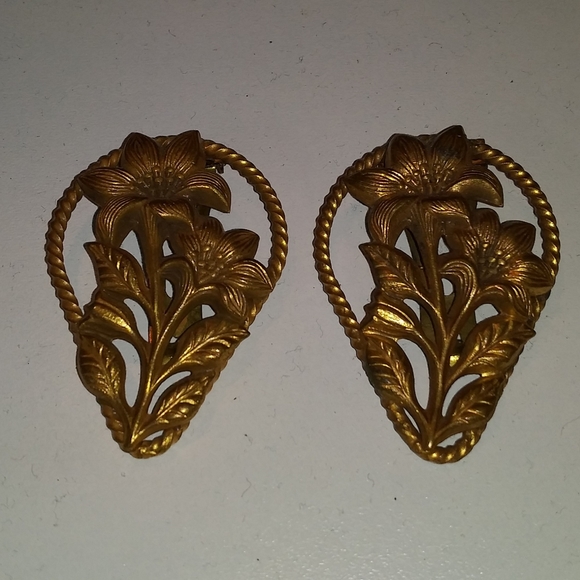 Art Nouveau Gilt Brass Floral Dress/Scarf Clips - Picture 2 of 7